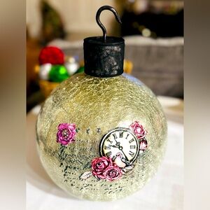 Handcrafted large Mercury crackled glass “ornament” cottage Victorian grannycore